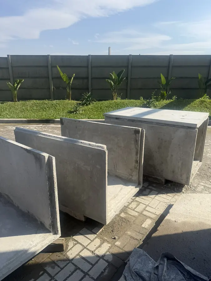 Canales tipo trinchera portacables — Trincheras premoldeadas para el tendido y la protección de cables subterráneos.